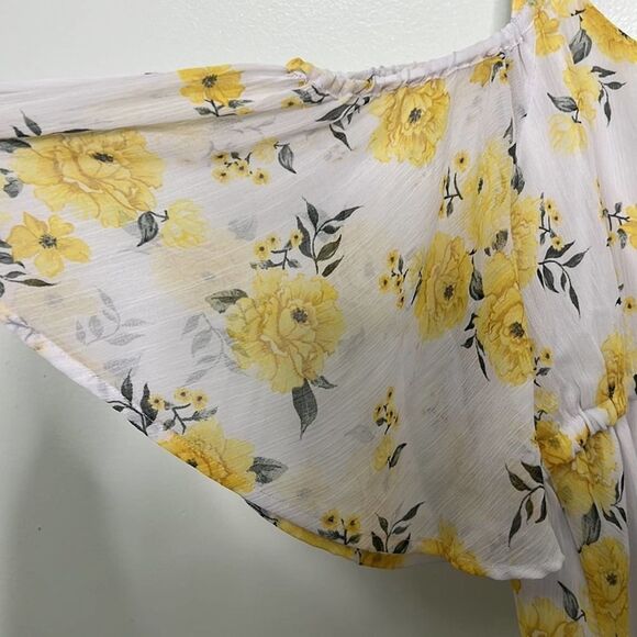 TORRID FLORAL COLD SHOULDER TIE WAIST BLOUSE SIZE 1 - Picture 5 of 8